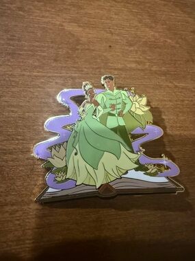 Tiana boxlunch pin